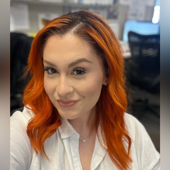 Meet your Posher, Johanna - Picture 2 of 4